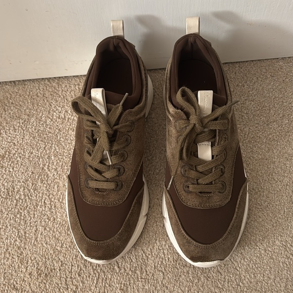 Massimo Dutti Suede Sneakers - Picture 3 of 6